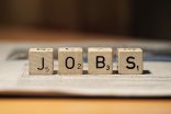JOBS aus Scrabble-Steinen