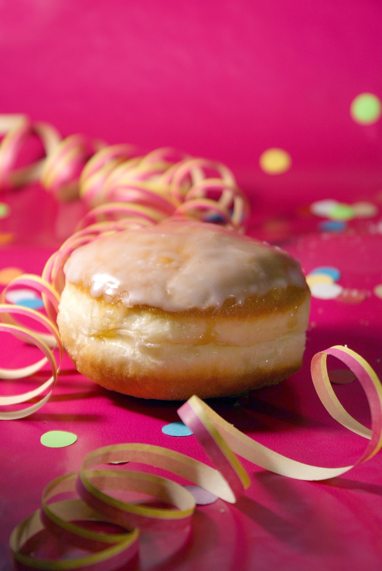 Kreppel mit Luftschlangen