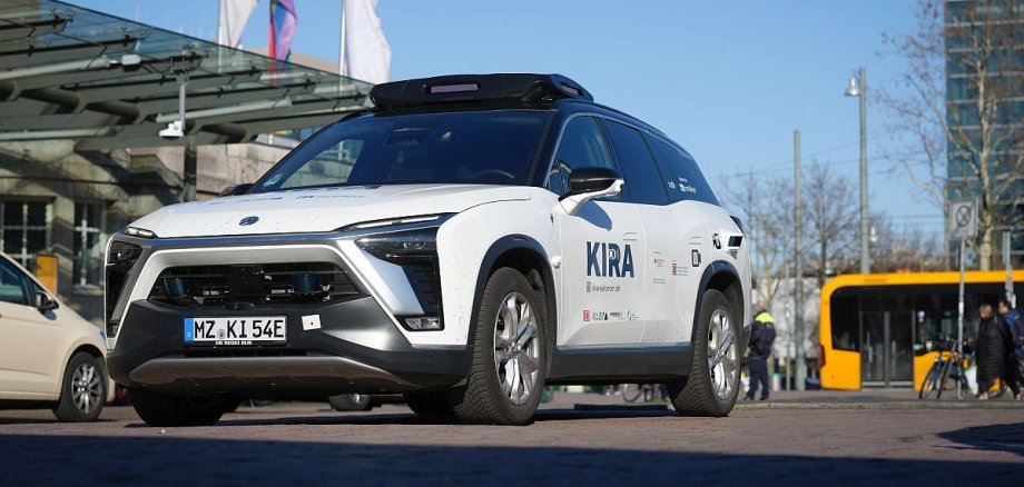 Autonomes KIRA-Shuttle